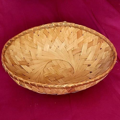 Bamboo wicker basket like new