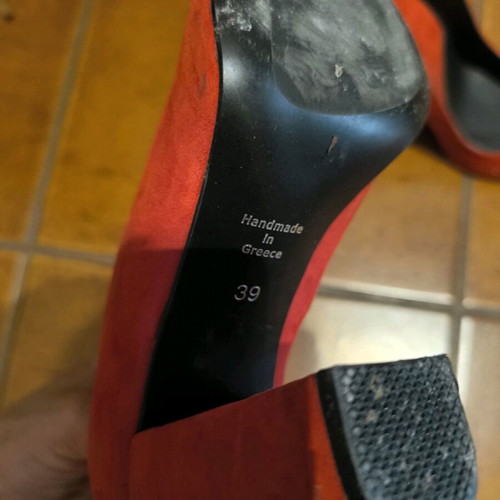 Shoes size 39 red pumps like new