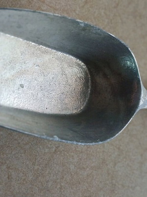 Small new scoop for multiple uses