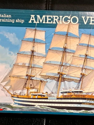Amerigo Vespucci Revell 05409 model kit new, collectible
