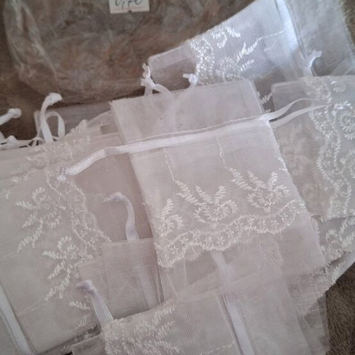 Lace pouches new 10x7cm