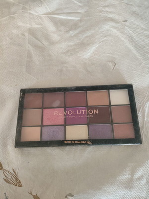 Revulsion eyeshadow palette 15 matte and satin shades new