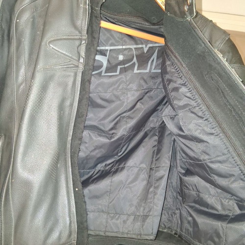 Spyke leather motorcycle jacket like new with removable winter lining