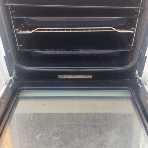 ESKIMO electric stove with 4 burners and oven, white