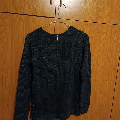 Shiny blouse like new, unworn