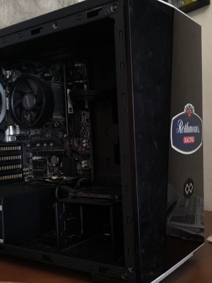 Gaming PC Ryzen 5 3400G SSD 240GB with setup like new