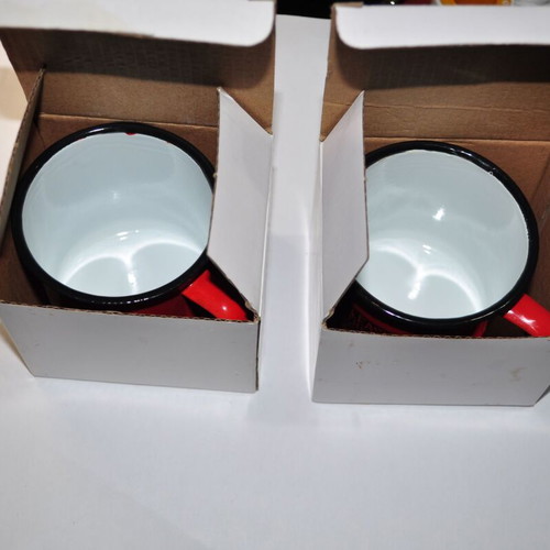 Set of 2 retro metal enamel mugs new, 350 ml