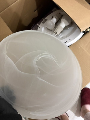 Large ceiling light like new