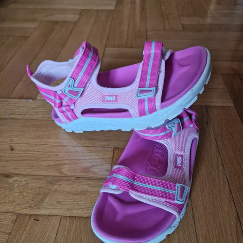 Primigi anatomical sandals size 34 like new