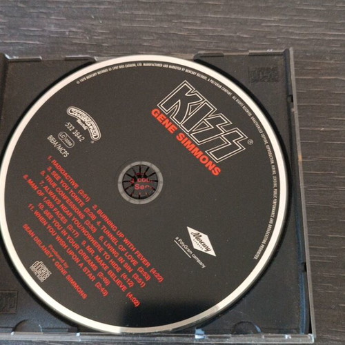 Kiss CD metal album