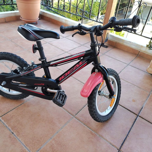 Ideal 14" Bicycle like new, black, V-Brakes