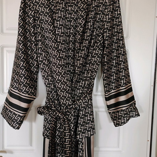 Lynne satin-look kimono set spring-summer unworn with detachable belt
