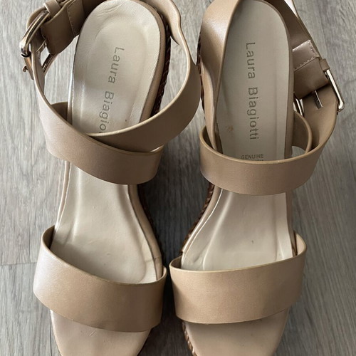 Laura Biagiotti leather platform sandals used, beige with straw detail