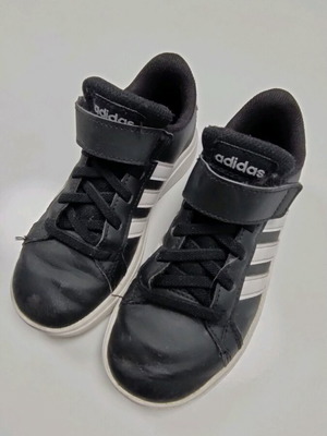 Παπούτσι Adidas αθλητικό μεταχειρισμένο, μέγεθος 29, μαύρο