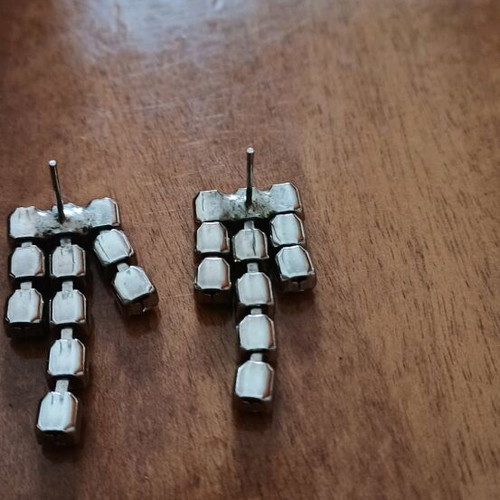Earrings like new with transparent stones silver