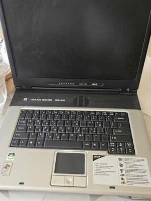 Laptop Acer Aspire 1360 μεταχειρισμένο, χωρίς σκληρό δίσκο, για ανταλλακτικά ή επισκευή