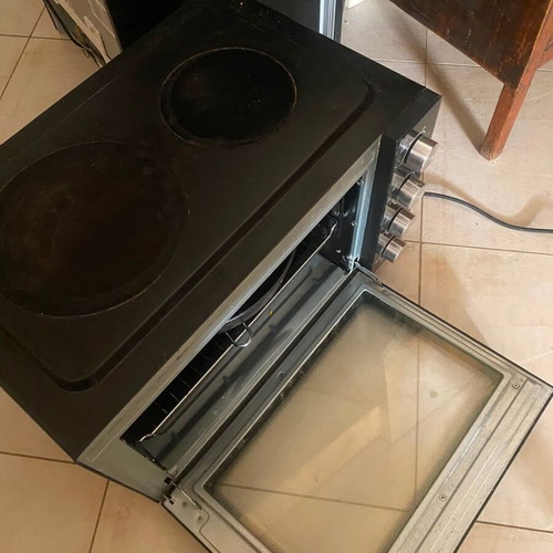 Morris MEO4820C cooker with 2 hotplates and oven, used