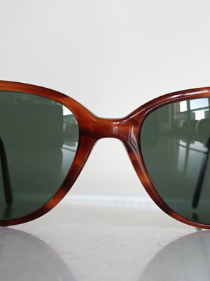Ray-Ban Celebrities sunglasses like new, vintage brown Bausch & Lomb