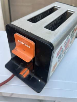 Toaster in excellent condition