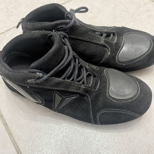 Dainese motorcycle shoes used, size 42