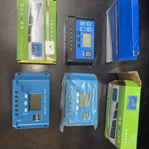 Solar controller 12/24 volt 30A PWM new