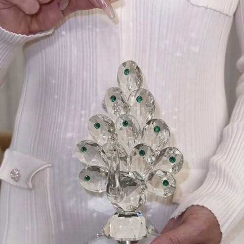 Crystal decorations like new