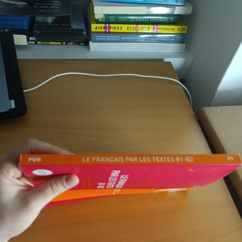 Le français par les textes B1-B2 used language learning book