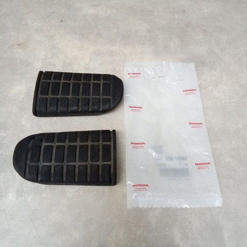 Super Cub Honda footrests 1990s moped motorcycle like new, pack of 2 authentic