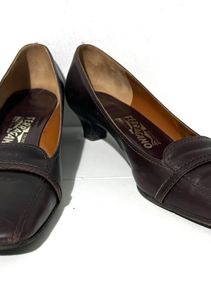 Γόβες Salvatore Ferragamo μεταχειρισμένες, καφέ, μέτριο τακούνι