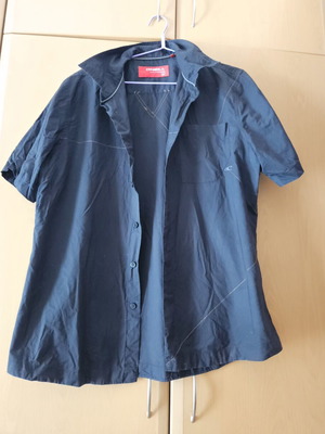 O'neill short sleeve shirt like new, 100% cotton, black, XL