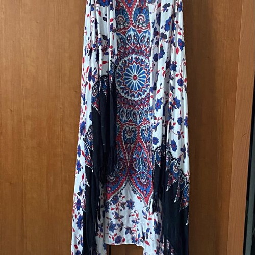 Long summer vest one size like new, multicolored