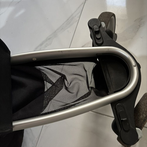 Mima Xari stroller used with minor defect