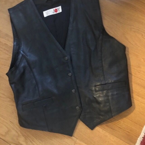 Leather vests unisex vintage, like new, brown size M and black 38, pack of 2