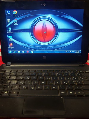 HP Mini 110 netbook μεταχειρισμένο, οθόνη 10.1", 2GB RAM, Windows 7