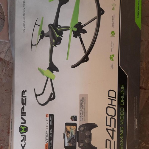 SkyViper V2450HD Streaming Drone new