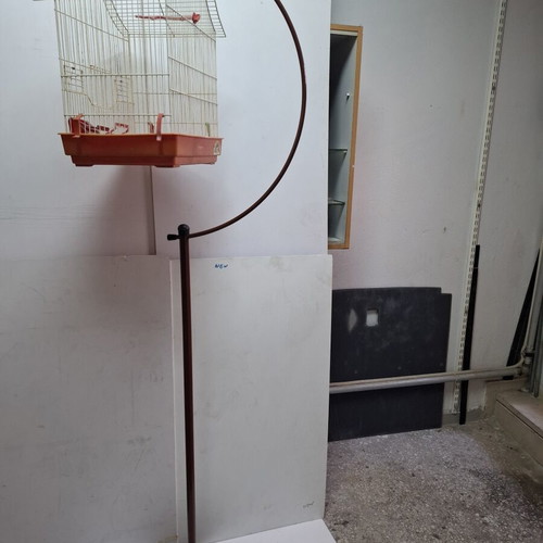 Bird stand and cage in very good condition