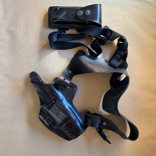 Underarm gun holster like new, genuine leather