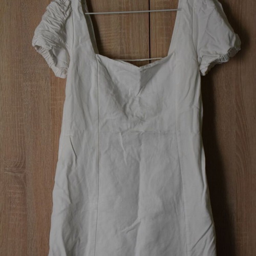 Zara white mini dress with open back and corset laces, used, size XL