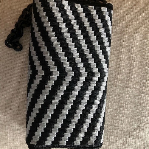 Handmade woven shoulder bag new, black and silver with plastic chain