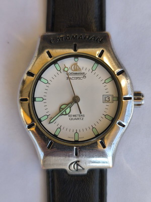 Catamaran Pacific wristwatch used, unisex, black leather strap worn