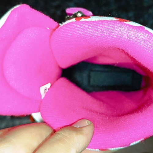 Amila adjustable kids skate like new, size 35-38