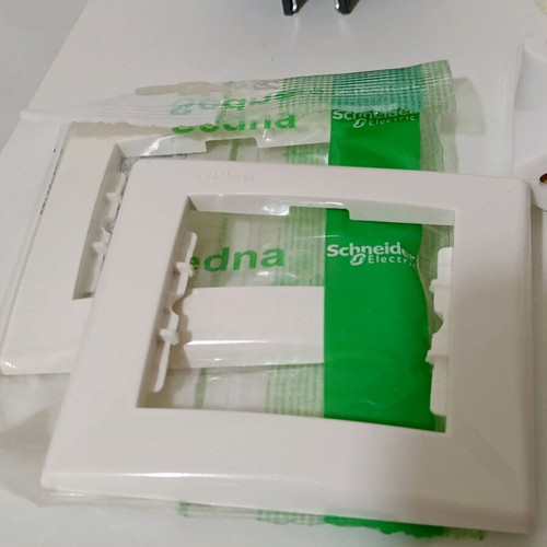 Adapter and accessories pack new