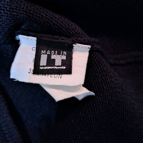 Dolce and Gabbana elastic synthetic black pullover like new, size Medium Large