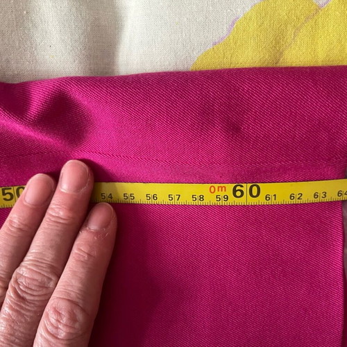 Branded vintage wool skirt size M-L like new