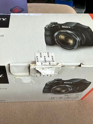 Sony H300 camera with 20 megapixels and 35x optical zoom