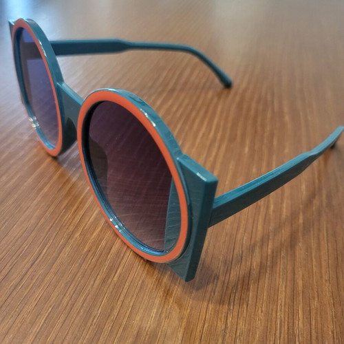 Pack of 3 sunglasses like new, green-orange, brown transparent and white