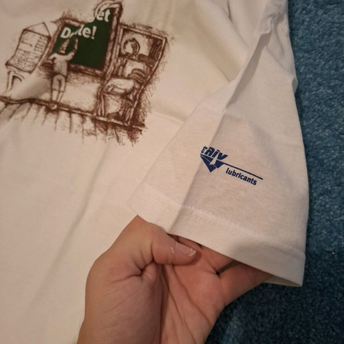 Fruit of the Loom T-shirts size M like new, white