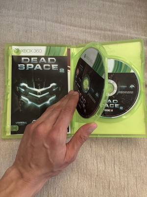 Dead Space 2 Xbox 360 game complete