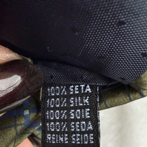 Tie silk like new
