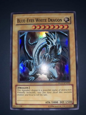 Blue Eyes White Dragon DLG1 Yu-Gi-Oh! card like new
